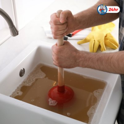 Empresa de desentupimento pia