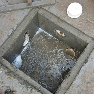 Limpeza de caixas de esgoto