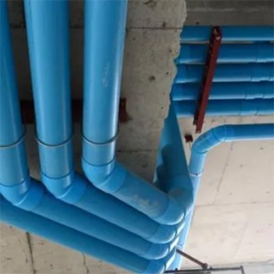Serviço de limpeza de tubulação industrial