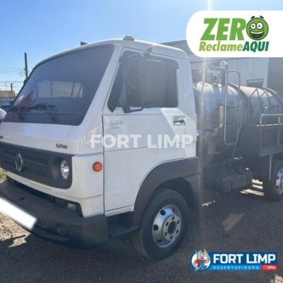 Hidrojateamento para limpeza de fossa em Borborema SP
